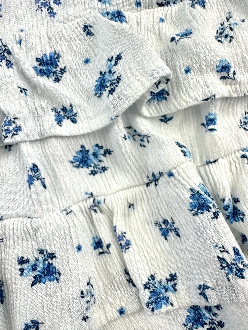 Forever 21 White Ruffle Tiered Mini Skirt Blue Floral Print Built in Shorts M